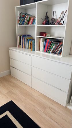 Dresser +bookshelf
