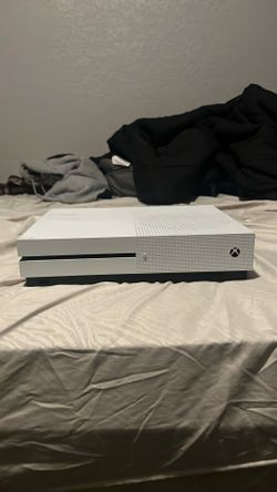 Xbox one s white