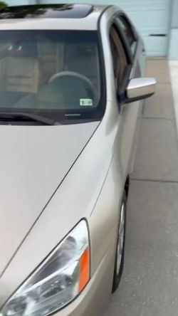 AuToMoTiVe/SalleHonda & Sedan 4D