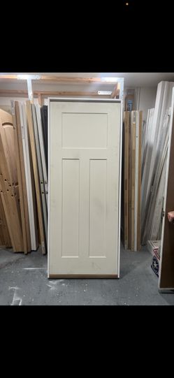 Exterior front door side door garage door 32”x80 20min fire rated    I have a beautiful contemporary style door with fire rated stamped 20 minutes on 