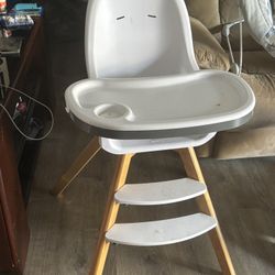 Brand new highchair for sale