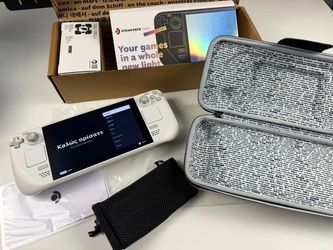 Valve Steam Deck OLED 1TB Limited Edition White