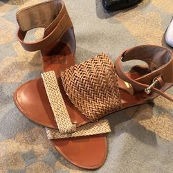 Dolce Vita Sandles