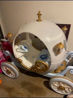 Dynacraft Disney Princess 24V Carriage