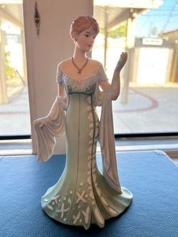 Porcelain Lady Figurine in Green Gown