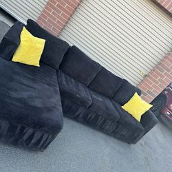 Really nice sectional couch