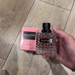 Valentino Women’s Perfume 