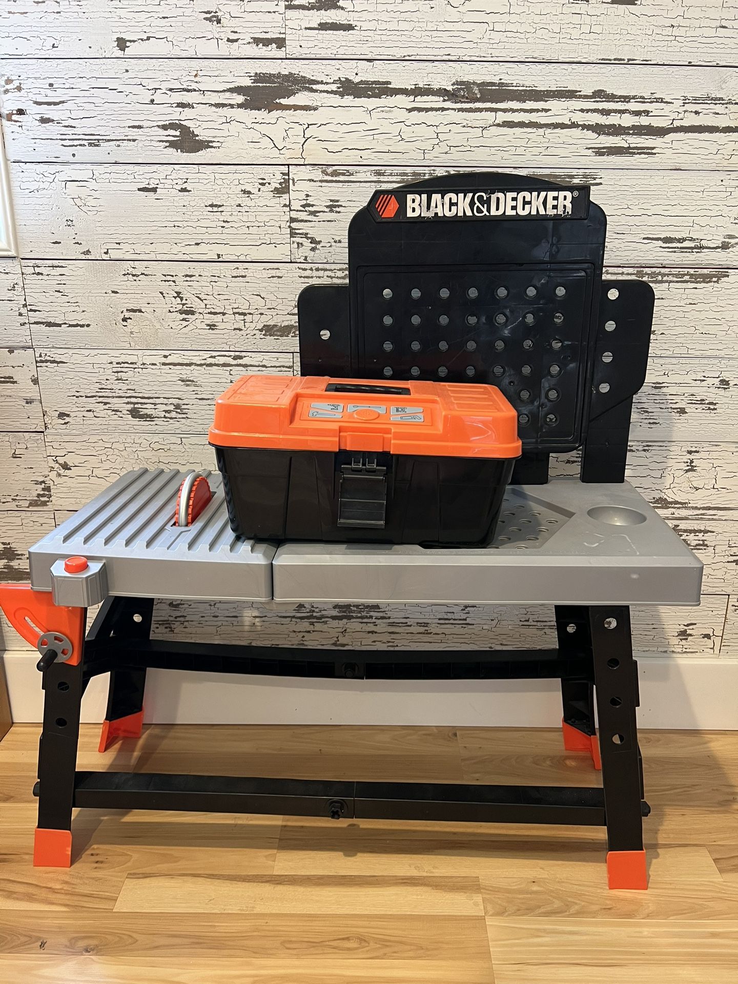 Kids black And Decker Workbench