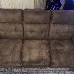Couch/Sofa /Living Room Suit