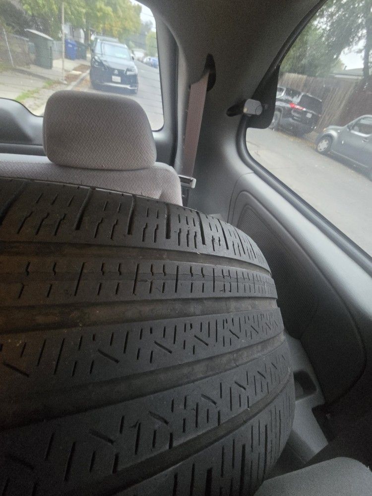 Tires. 2 Used Tires 225/45 R18