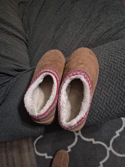 UGG Tazz II Slippers