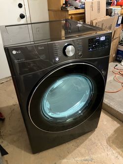 7.4 cu. ft. Ultra Large Capacity Smart Wi-Fi Enabled Front Load Gas Dryer with TurboSteam and Built-In Intelligence