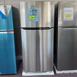 Refrigerator Stainless Steel 30” Inches New Open Box And 1 Year Warranty 