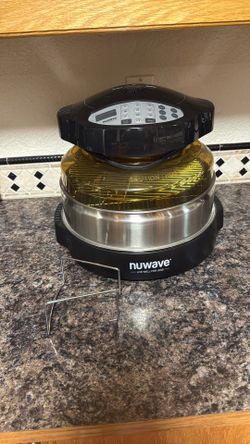 Nuwave Air Fryer. Used Twice