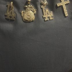 Gold Chain Pendants  Gold Plated 