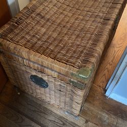 Vintage Wicker Crate 