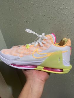 Nike Lebron James Witness 6 'Melon Tint’ Authentic, Size 10 like new