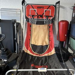 Basketball Hoops 