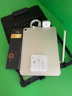 Apple ipad 10th Generation 256GB ( 2022 / 10.9” Display/ silver ) with pen, keyboard and accessories