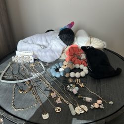 Girl jewelry accessories