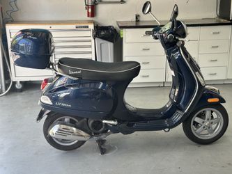 2011 Vespa LX150