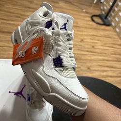 JORDAN RETRO 4 PURPLE METALLIC 