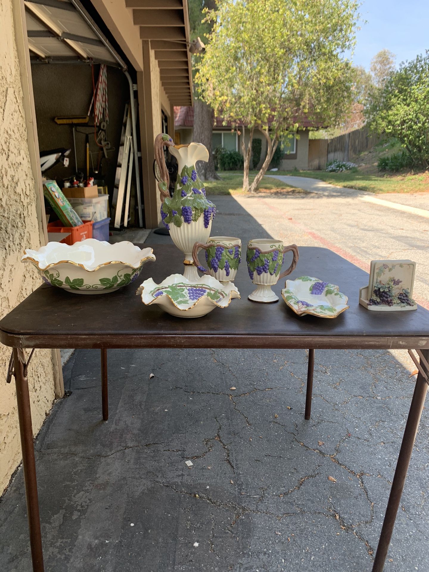 Arnels Ceramic Pottery