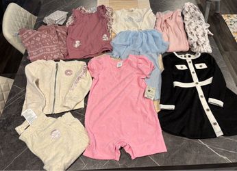 Babygirl fall-winter clothing size 24 months