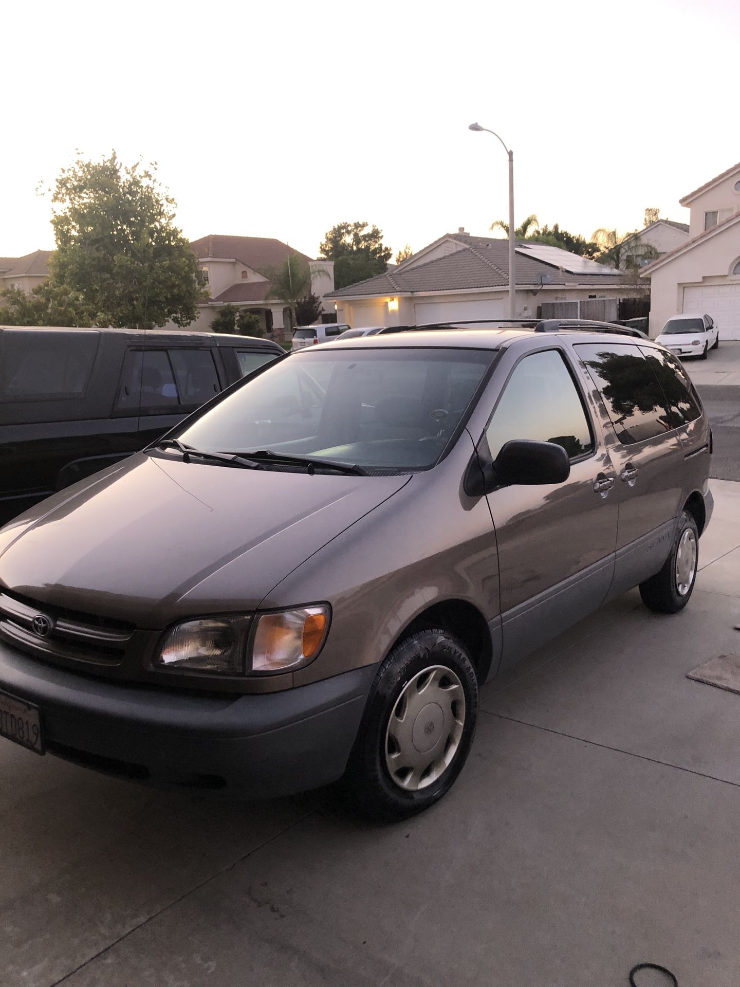 1998 Toyota Sienna