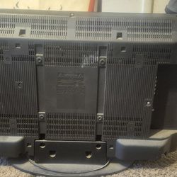 32" Sanyo Flat Screen TV – Model DP32640 – $20