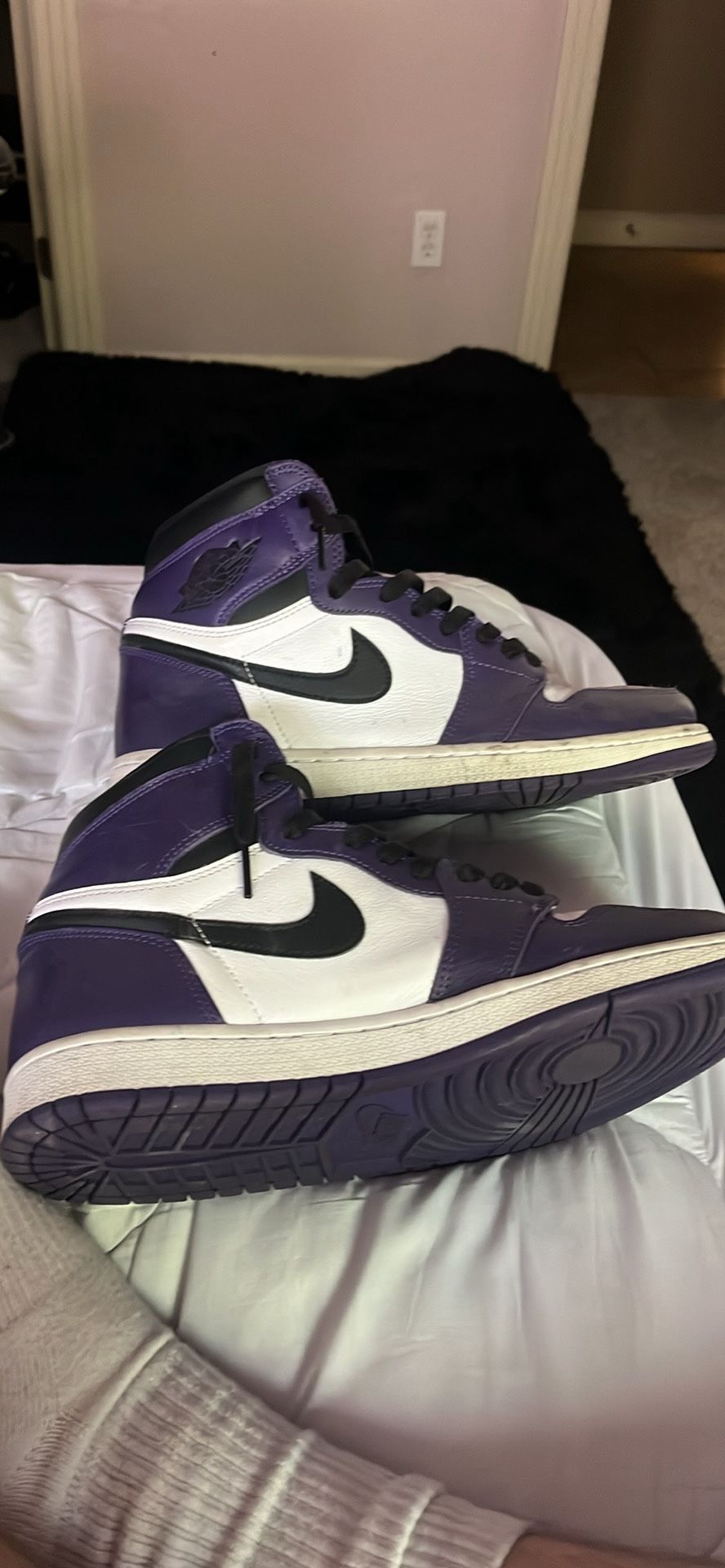 Jordan 1 Court Purple
