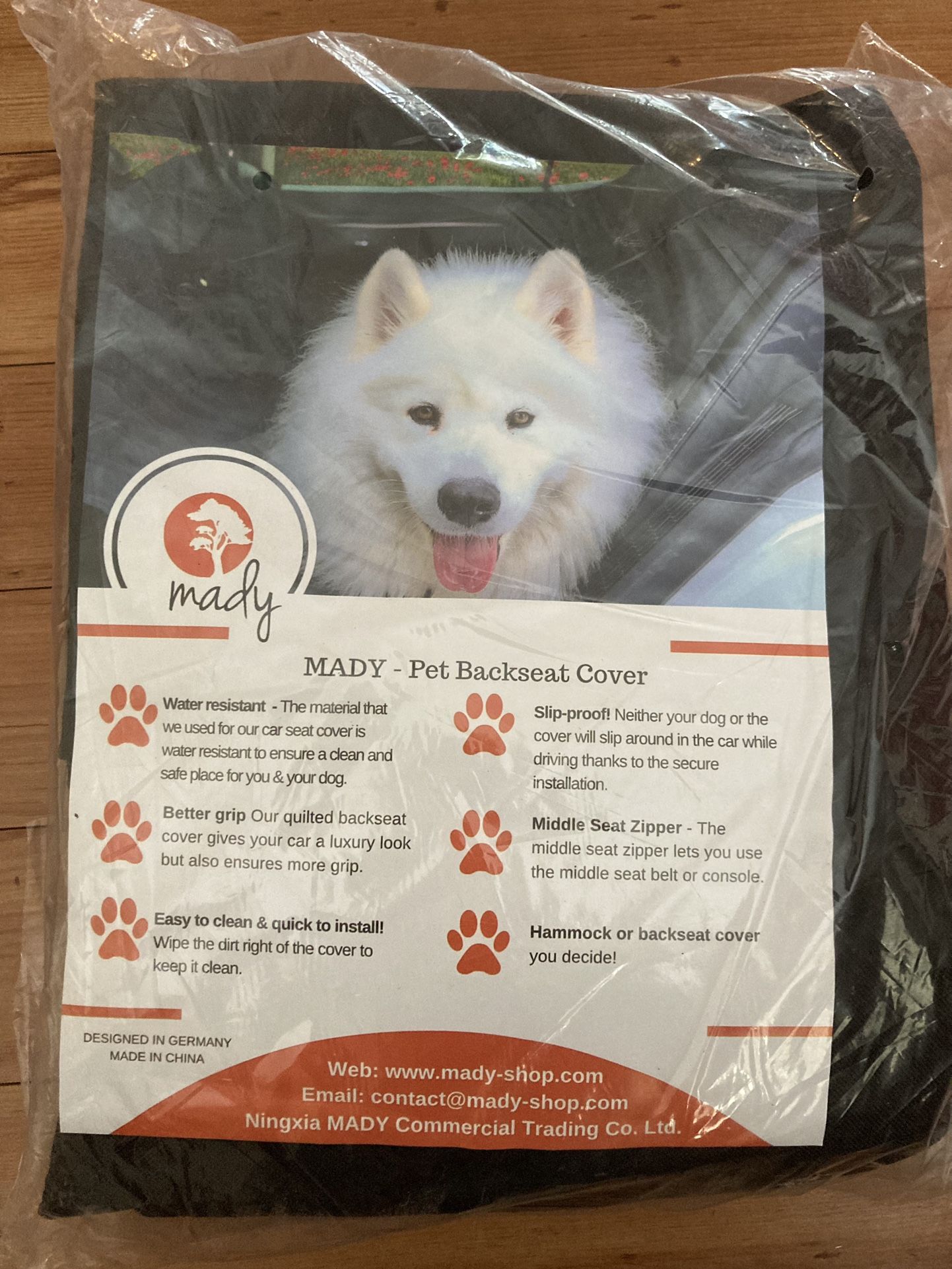 MADY Pet Backseat Cover ( New In Packing)