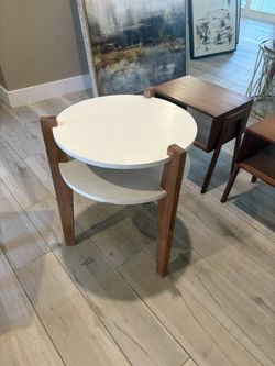 Set Of 2 Side Tables