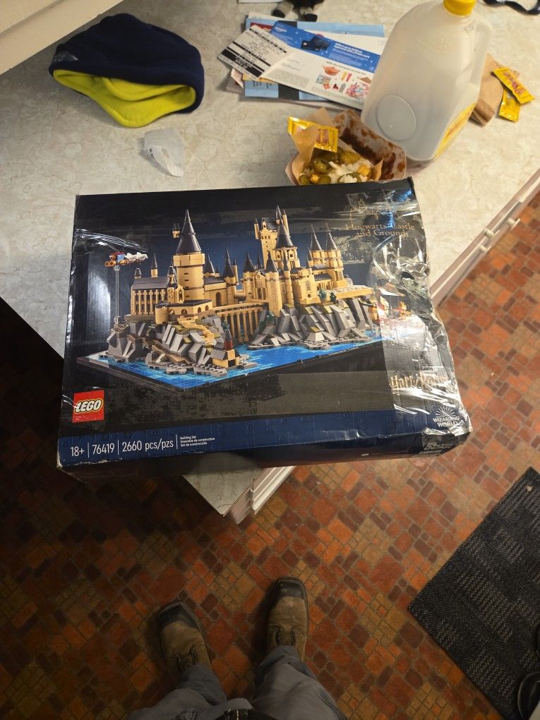 LEGO Harry Potter: Hogwarts Castle and Grounds (76419)
