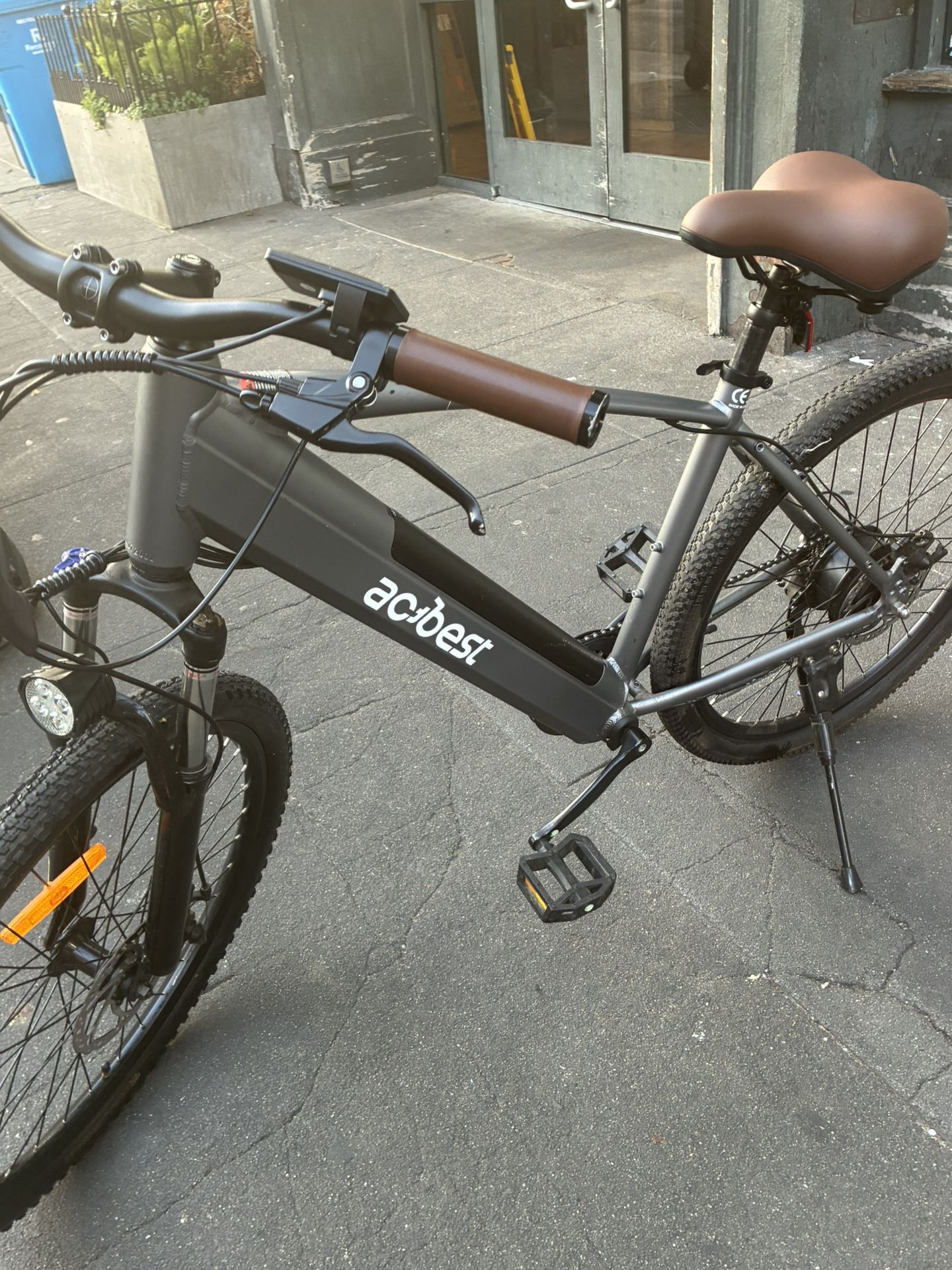 Great E Bike For sale Practically Brand New 
