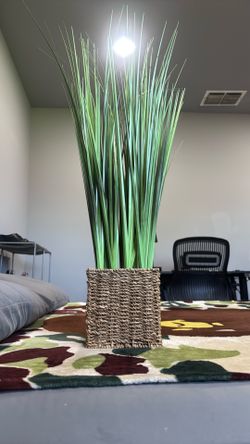 artificial onion grass plant