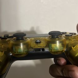 PS4 pro controller