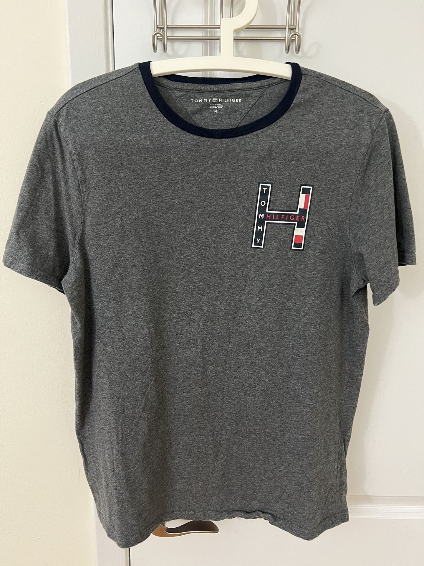 Tommy Hilfiger T-shirt, M