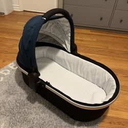 Mockingbird Bassinet