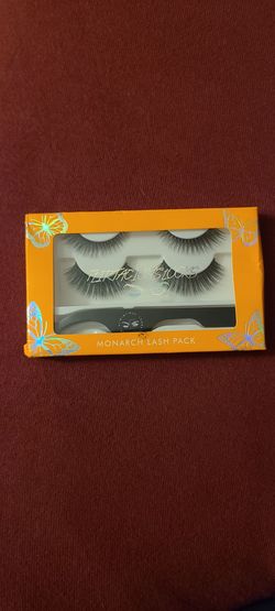 Flirtacious Looks Cosmetics Monarch Eye Lashes Eyelashes Pack