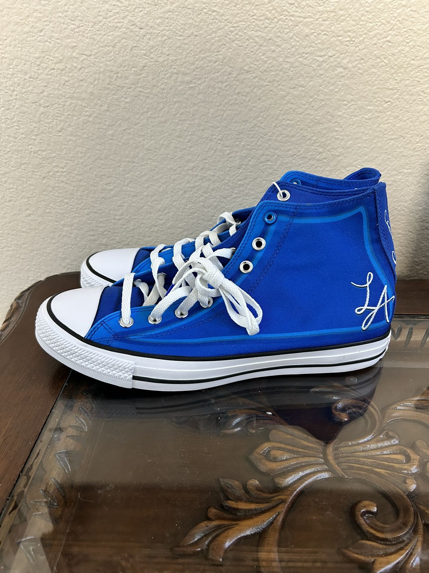 MEN’S CONVERSE CHUCK TAYLOR SHOES
