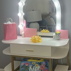 Makeup Vanity 