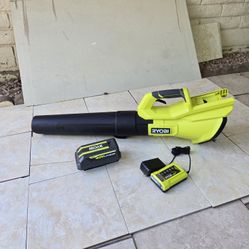 RYOBI 40V Leaf Blower Kit 550CFM