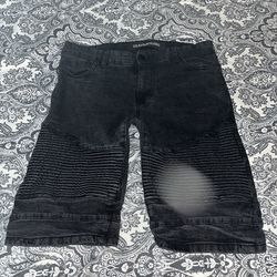 Young men’s shorts