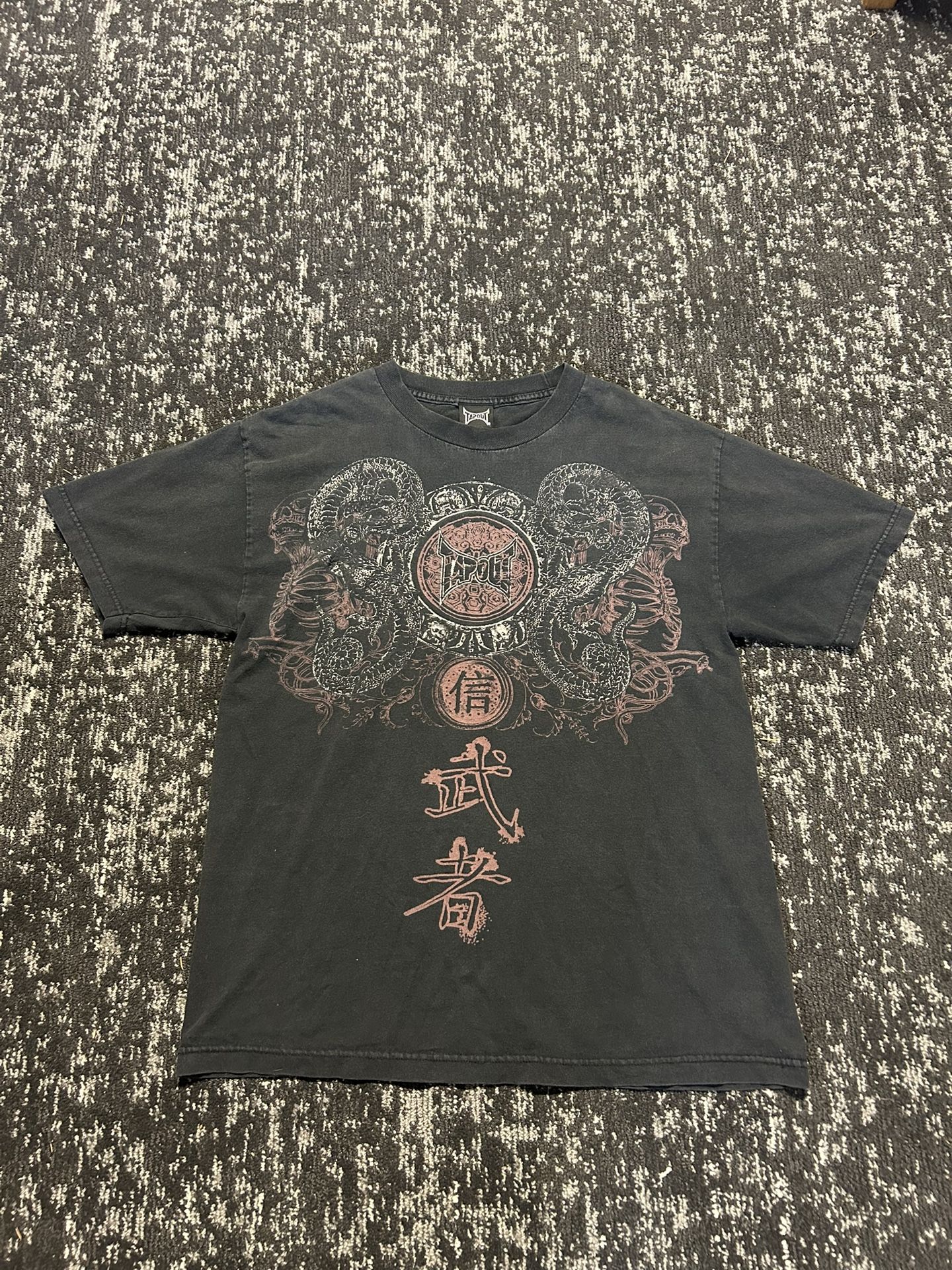 Red and Black dragon Tapout T Shirt Size Large