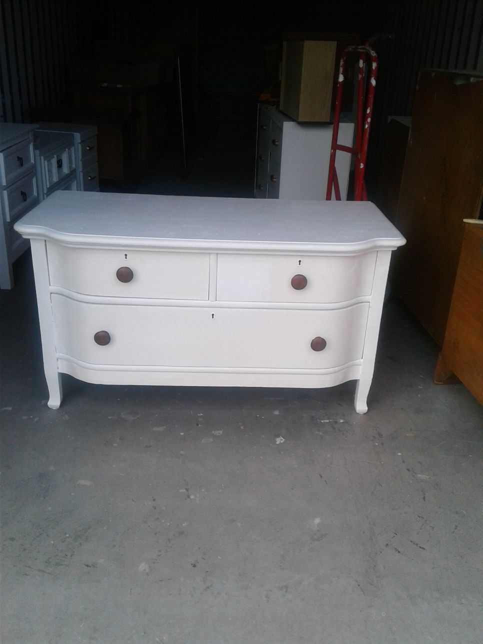 White 3 drawer solid wood dresser