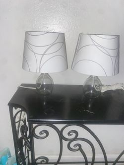 2 lamps