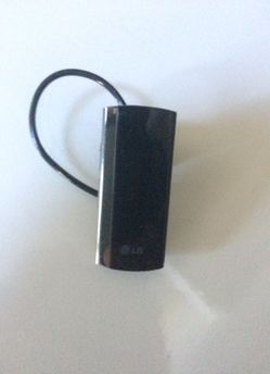 LG Bluetooth Earpiece. - works great.
