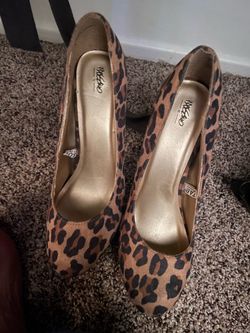 Women’s heels size 7/8