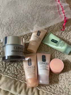 Clinique Skincare Bundle Set